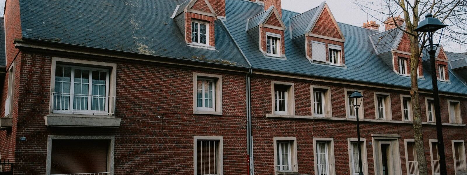Vendre en copropriété : les documents avant le compromis